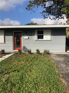 6821 SW 19th St, North Lauderdale, FL, 33068