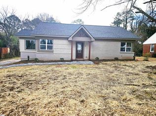 20 Ridgeway Dr, Greenville, SC 29605