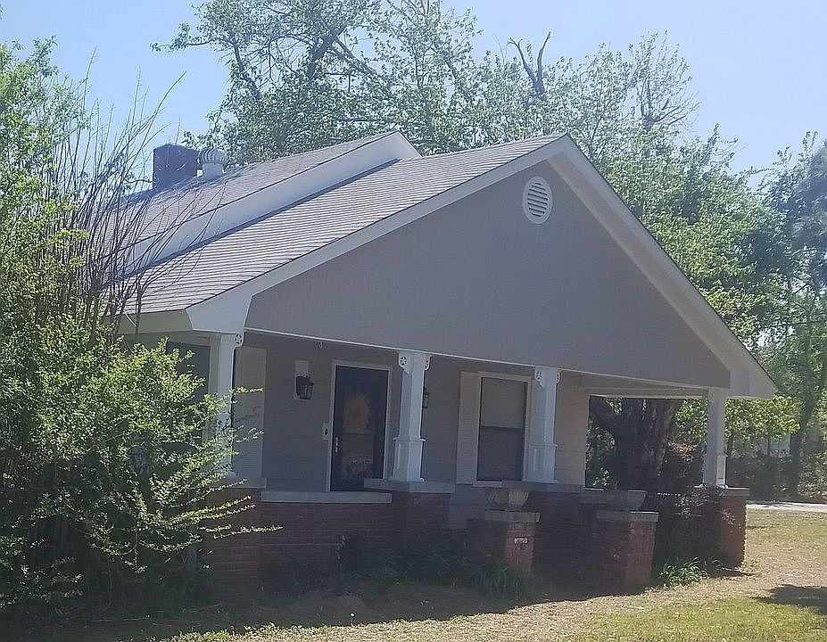 1st image of 10312 NE 10th St