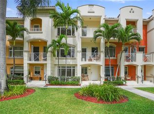 18445 NE 27th Pl, Aventura, FL 33160
