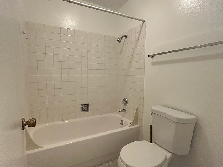 6110 NE Prescott St — Photo 8