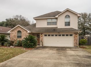 2025 7th St, Port Neches, TX 77651
