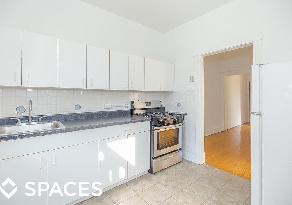 1st image of 527-37 W Aldine #2W