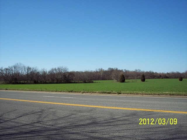 2nd image of 800 52e Hwy