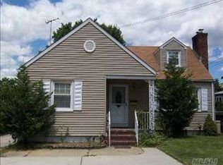 1112 West Broadway, Hewlett, NY