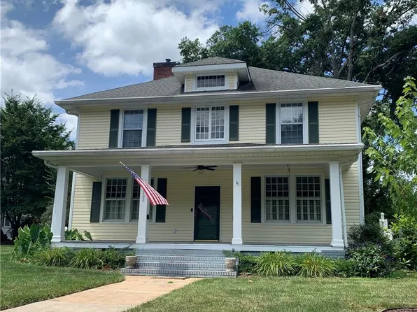 511 Patrick St, Eden, NC 27288