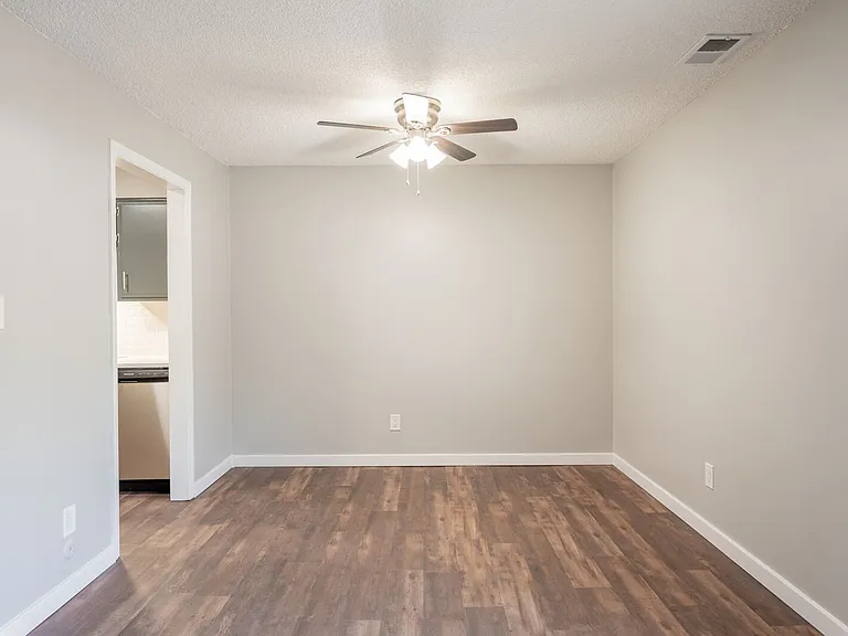 Northpark Apartments — Photo 30