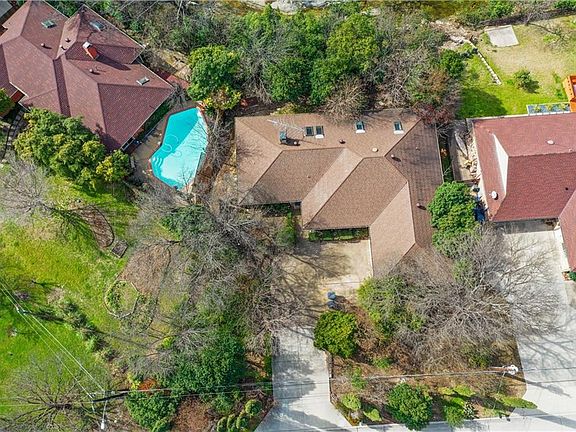 5th image of 17327 Stedman Dr