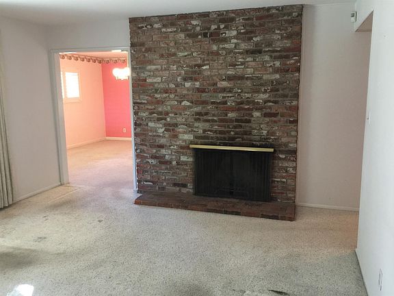 3rd image of 2648 Palo Vista Way