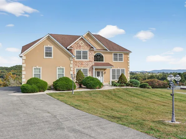 14 Burma Road, Marlboro, NY 12542