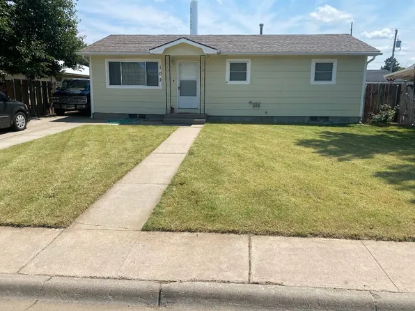 102 Jeremy Ln, Holcomb, KS 67851