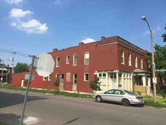 4th image of 3459-3461 Utah St