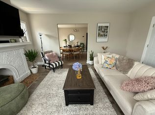 17523 Santa Rosa Dr, Detroit, MI 48221