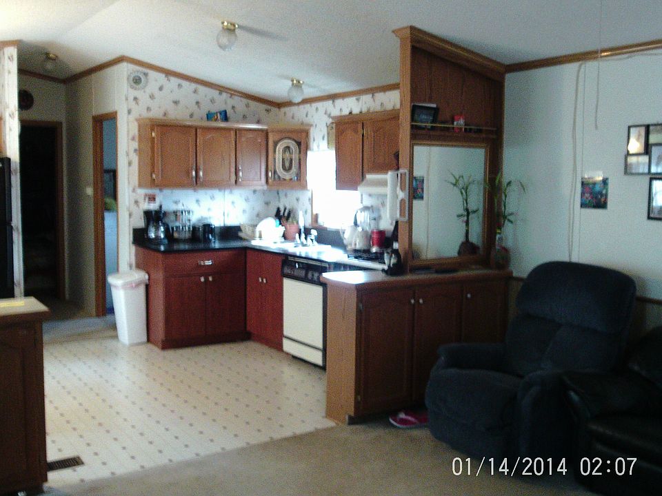 2nd image of 121 Northgate Est
