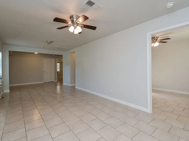 2118 Thonig Rd — Photo 7