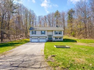 2044 Eight Rod Road, Sidney, ME 04330
