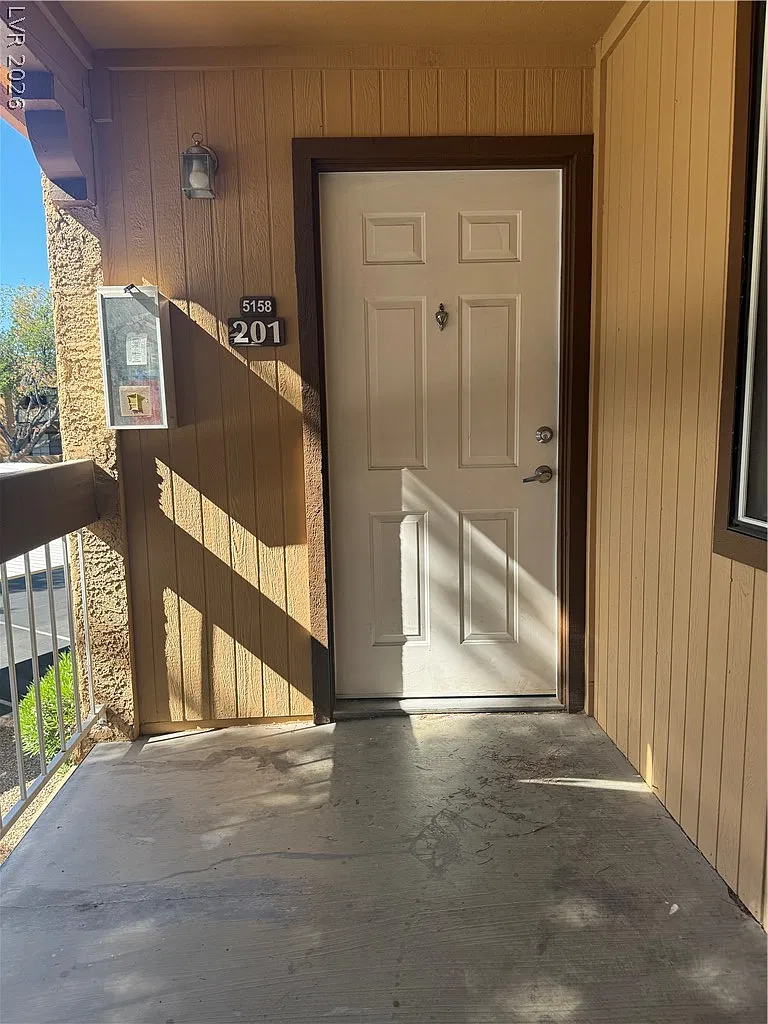 2 bed, 2.0 bath, 920 sqft, $1,500 — Photo 1