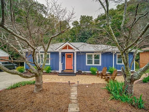 2nd image of 2454 Glendale Cir SE
