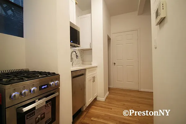 Rented by JM Preston Properties LLC | media 30