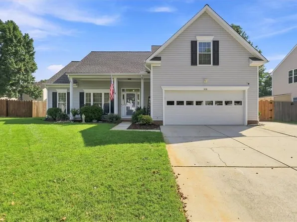 3128 Nansemond Loop, Virginia Beach, VA 23456