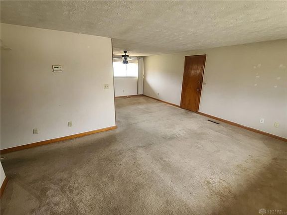 3rd image of 4852 Cordell Dr
