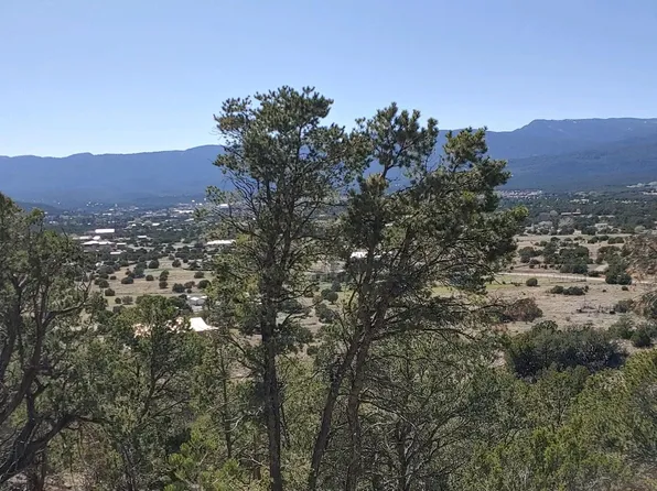 10 Lakeview Cir, Sandia Park, NM 87047