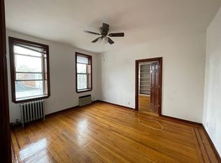 814 44th St #3C, Brooklyn, NY 11220