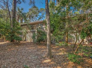 28 Ruddy Turnstone Rd, Hilton Head Island, SC 29928