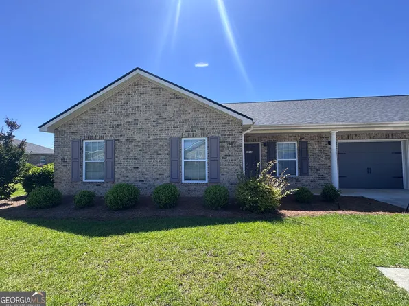 135 Shuman Ln #A, Dublin, GA 31021