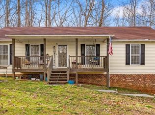 92 Lowery Dr, Thomasville, NC 27360