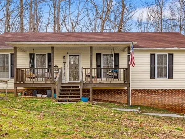 92 Lowery Dr, Thomasville, NC 27360