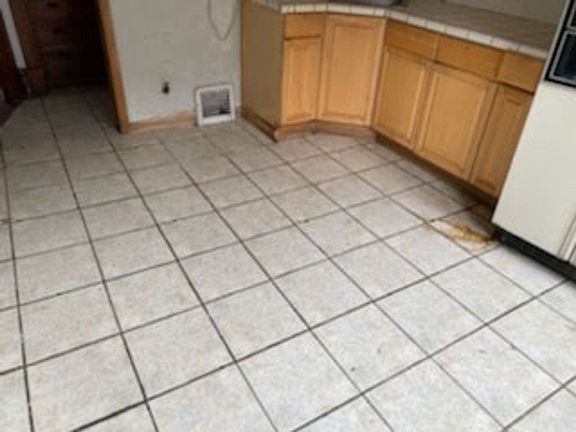 5th image of 811-813 S 31st St #811