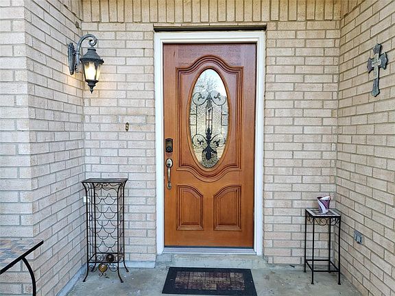 4th image of 3411 Coldwater Canyon Ln
