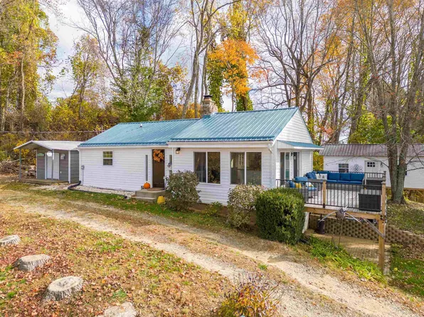 802 Indian Valley Post Office Rd NW, Indian Valley, VA 24105