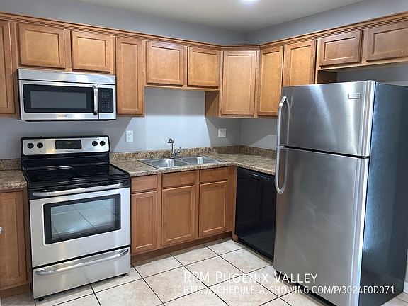 4th image of 17402 N 19th Ave Unit 26
