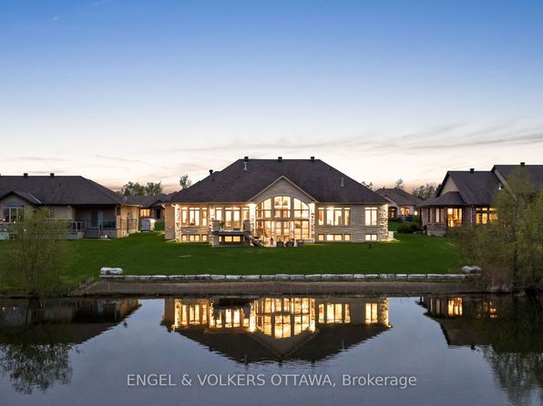 1457 Waters Edge Way, Ottawa, ON K4P 0C6