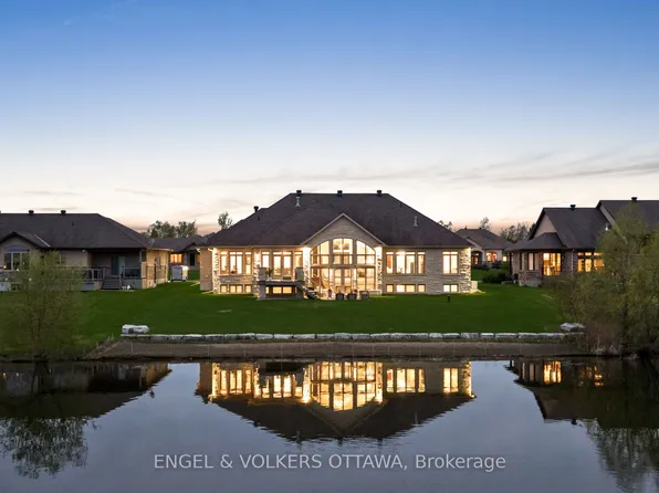 1457 Waters Edge Way, Ottawa, ON K4P 0C6