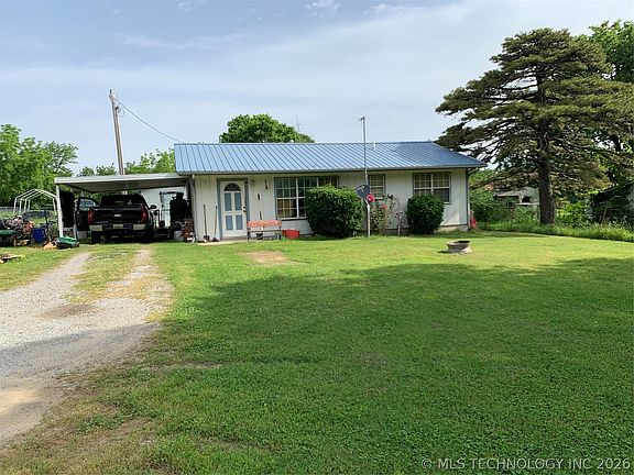 2nd image of 1 Kelly Rd