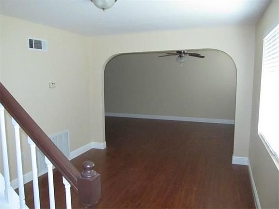 5th image of 3211 River Oaks Dr