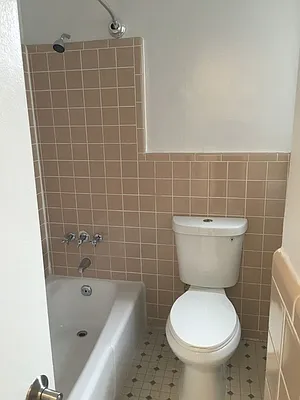 Rented by (Legacy) Tri Hill Realty Group LLC | media 9