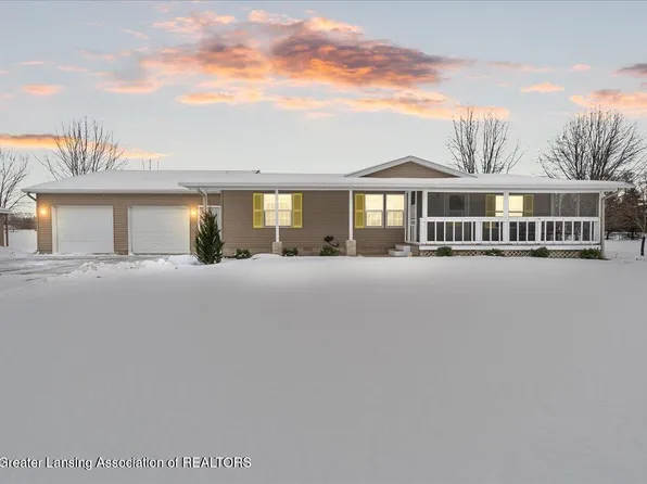6822 N Maple River Rd, Elsie, MI 48831