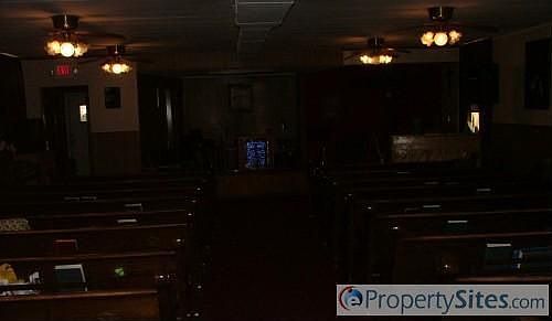 2nd image of 2386 2nd St