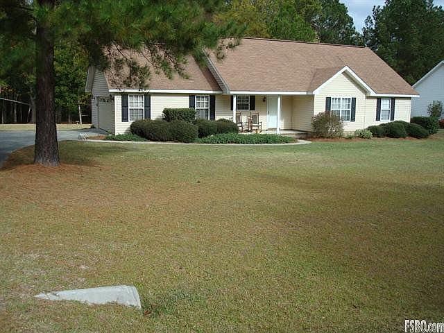 1st image of 725 Ogeechee Dr E