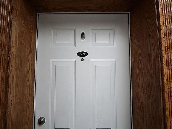 4th image of 1727 W Birchwood Ave #3N