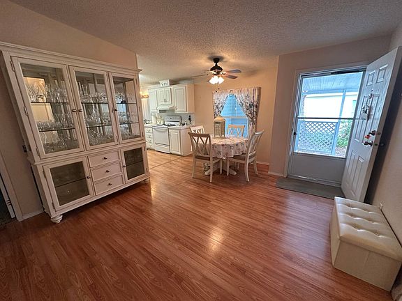 5th image of 3529 Swan Lake Dr