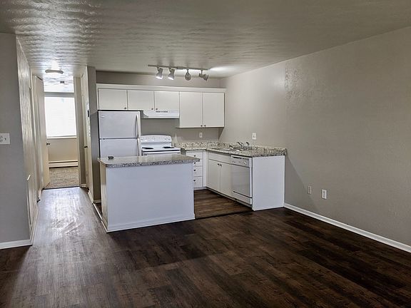 2nd image of 5360 S Elati St #7