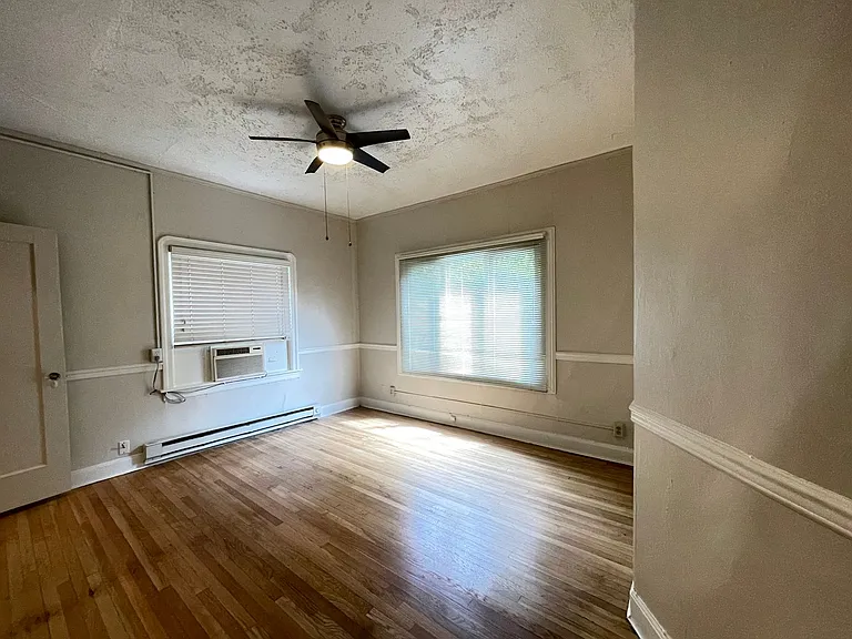 1705 N Street — Photo 35