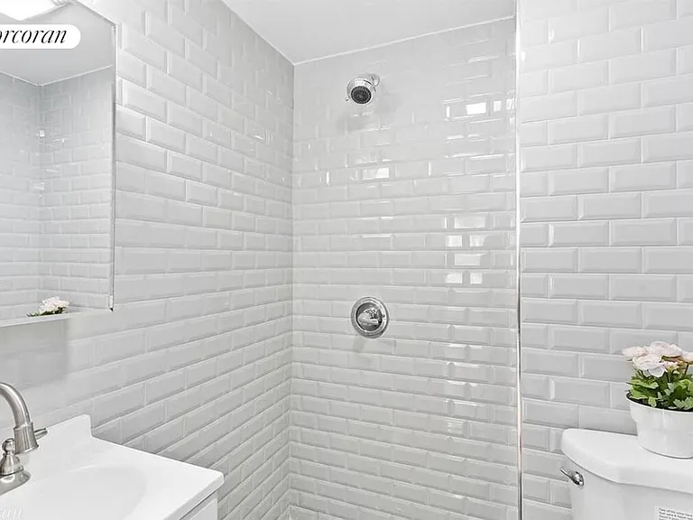 1350 E 84th St #2 — Photo 6