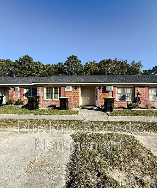 3241 Willard Dr #7
