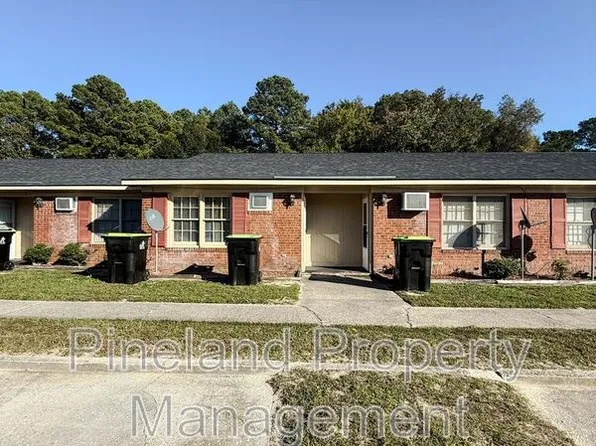 3241 Willard Dr #7, Fayetteville, NC 28312